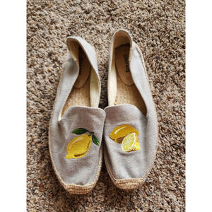 NWOT Soludos Lemon Embroidered Smoking Slipper Espadrille Flat Size 7.5